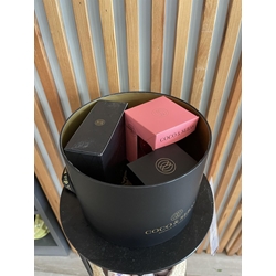 CAJA BOMBONES BELGAS COCO & SEBAS - Imagen 1