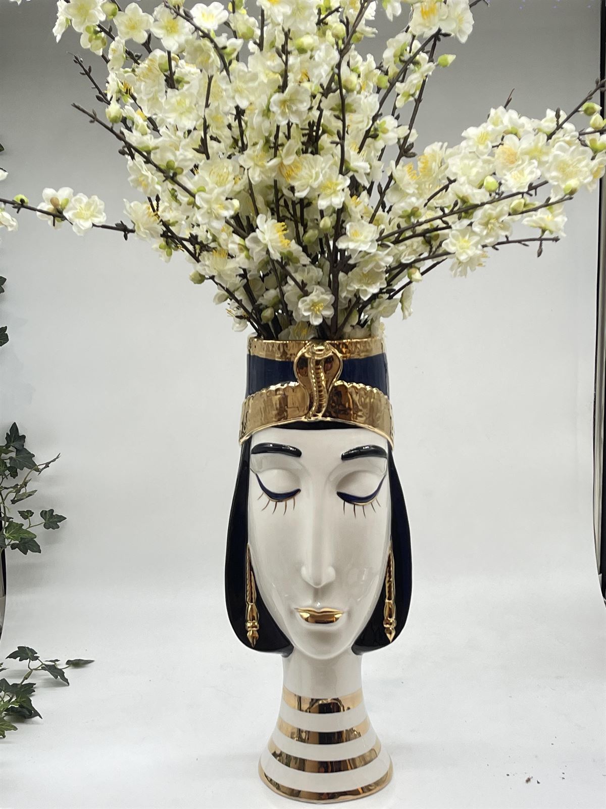 Jarrón alto tamaño medio cara egipcia sin flores - Imagen 1
